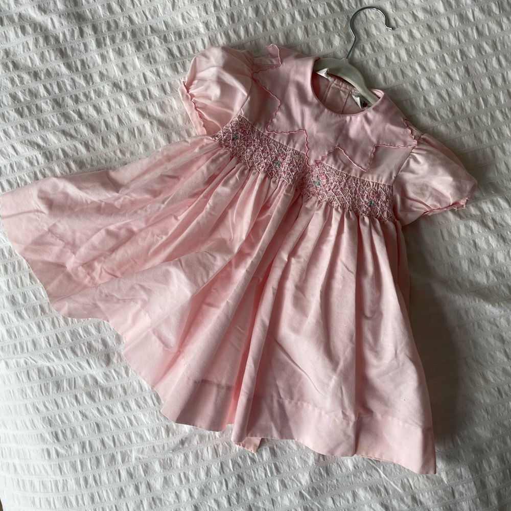 GORGEOUS vintage smocked dress 2T